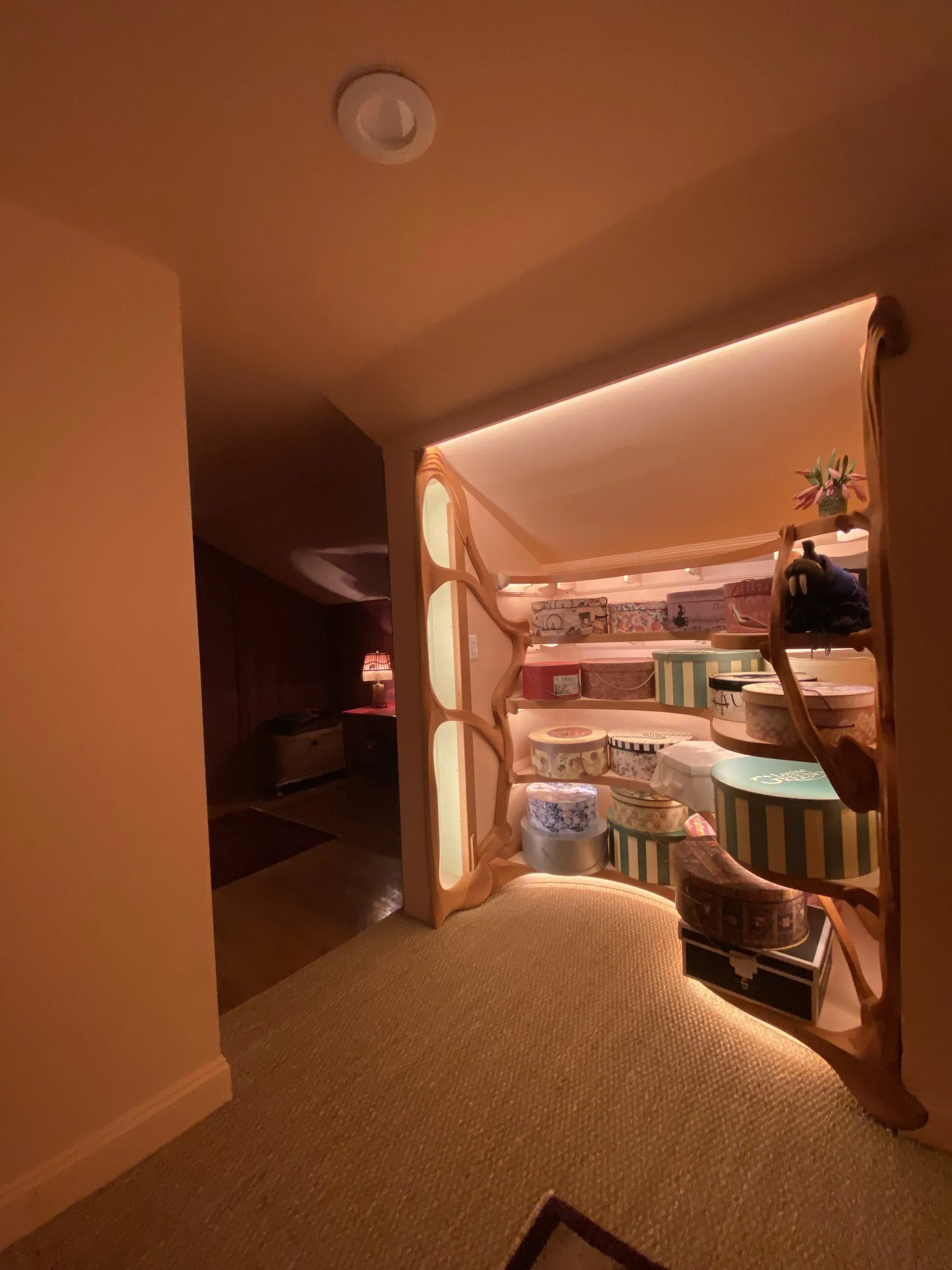 Hat-box closet