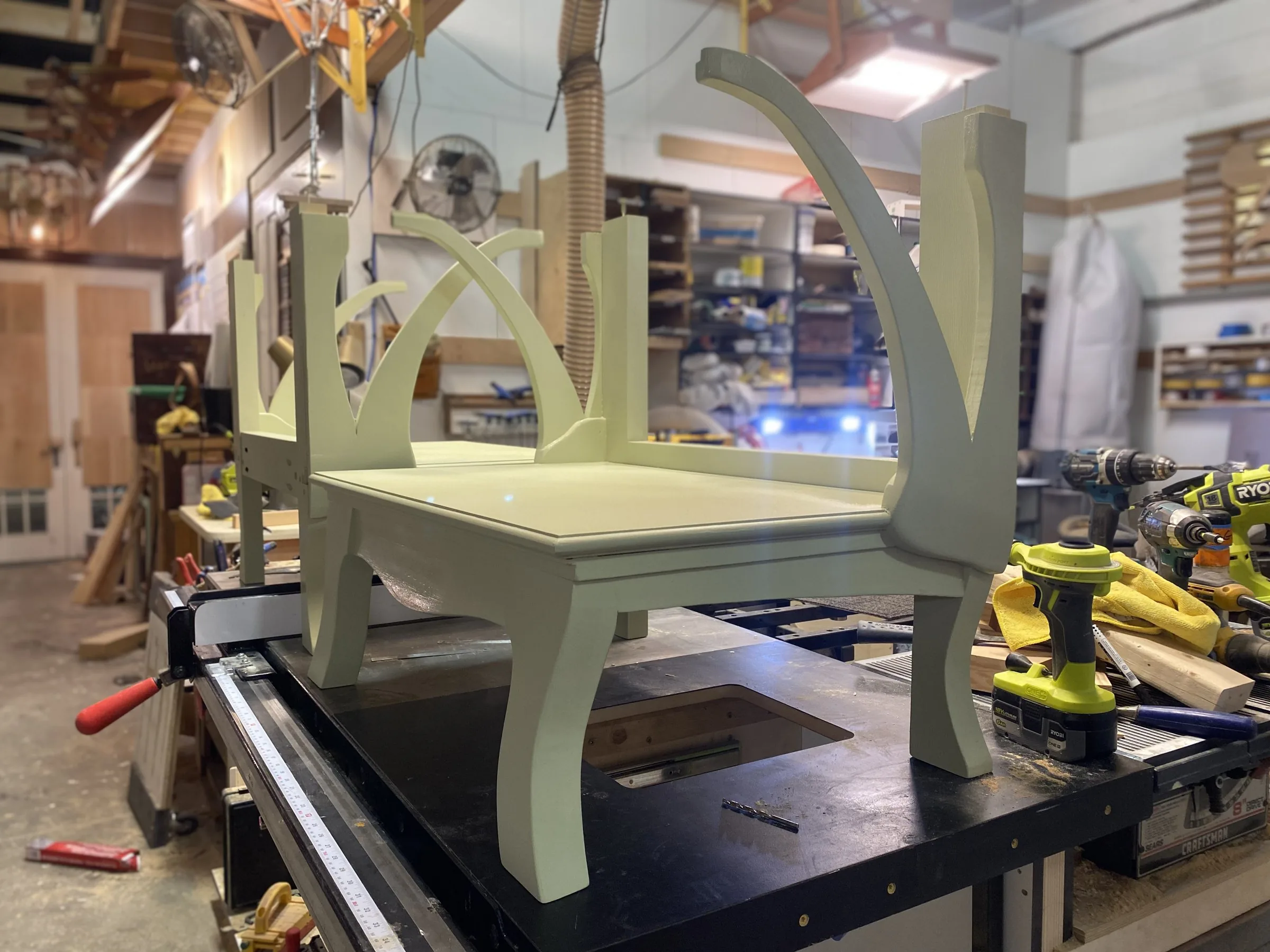 Trunk stand for a bedside table